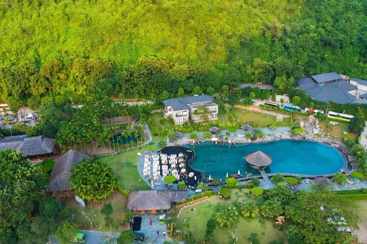 Зявьен: Thung Nham Hotel & Resort