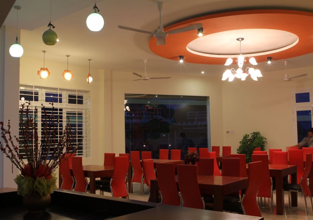 Фанранг - Тап Чам: Hoàng Nhân Hotel