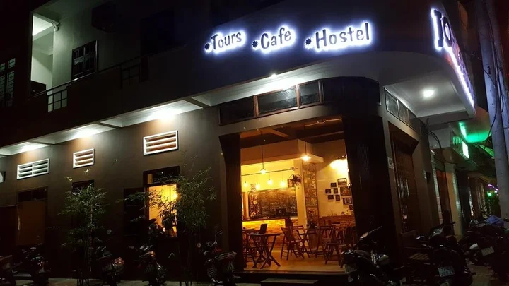 Куинён: John  Paul Inn