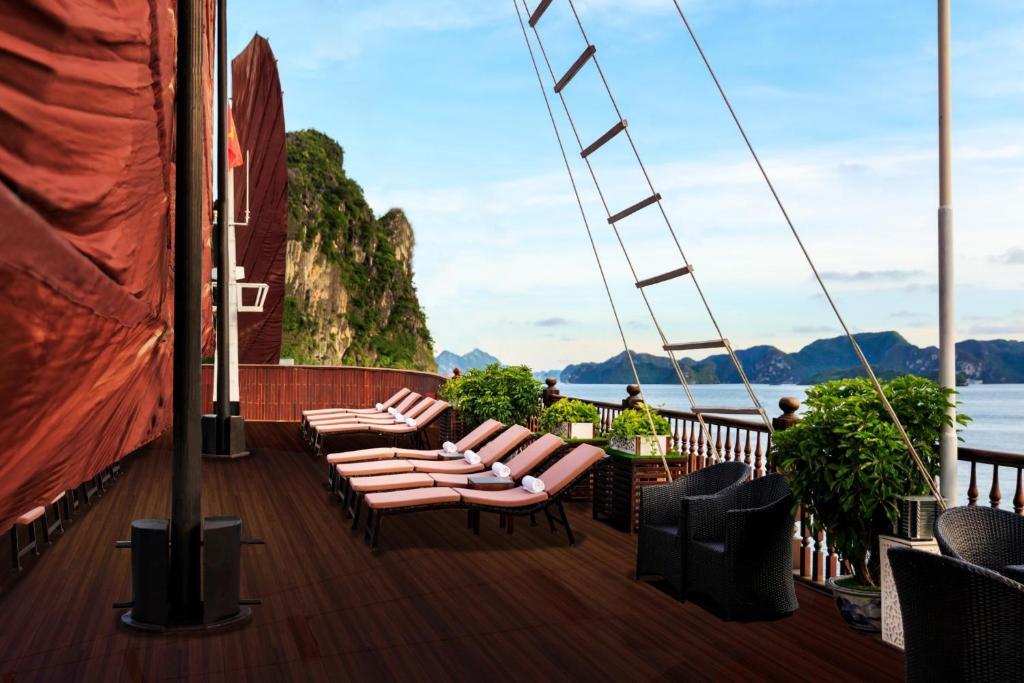 Халонг: Alisa Luxury Cruise