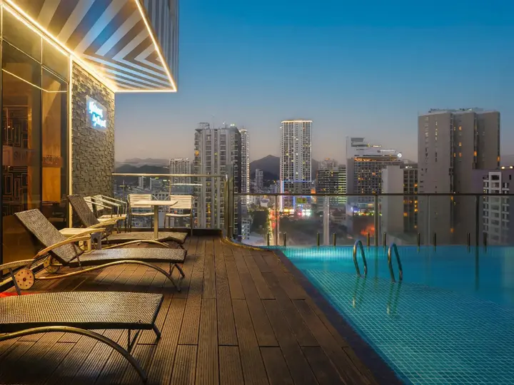 Нячанг: V Hotel Nha Trang