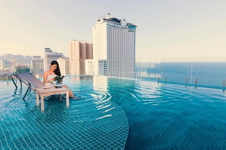 Нячанг: V Hotel Nha Trang