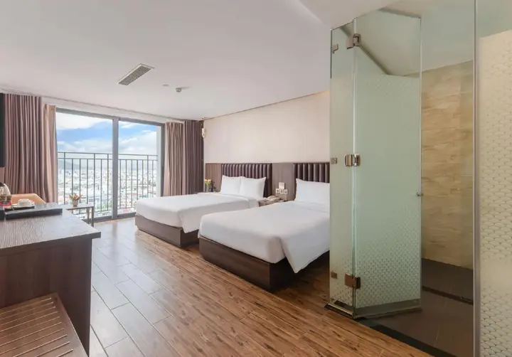 Нячанг: V Hotel Nha Trang