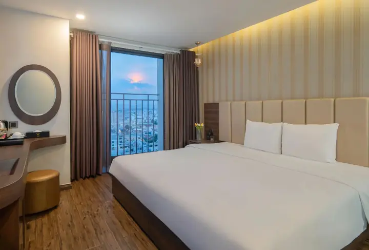 Нячанг: V Hotel Nha Trang