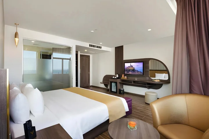 Нячанг: V Hotel Nha Trang
