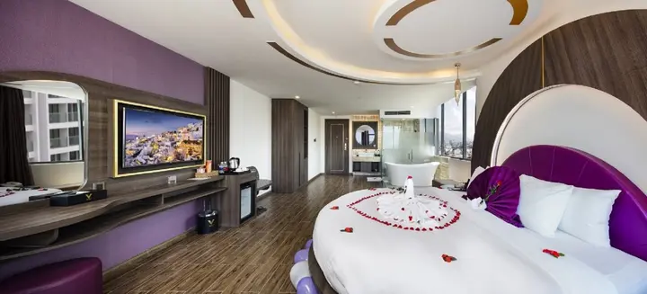 Нячанг: V Hotel Nha Trang