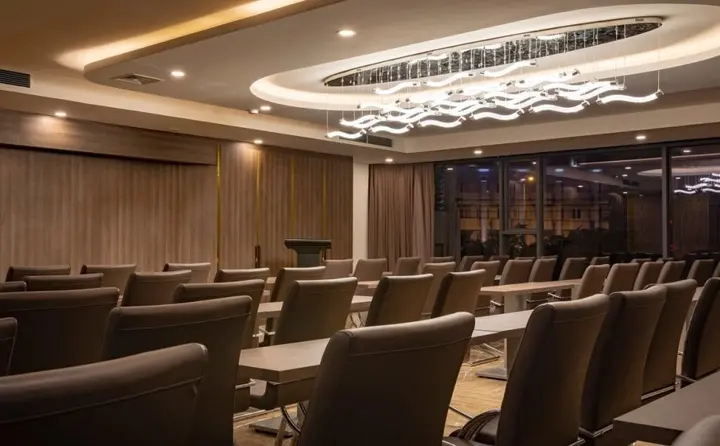 Нячанг: V Hotel Nha Trang