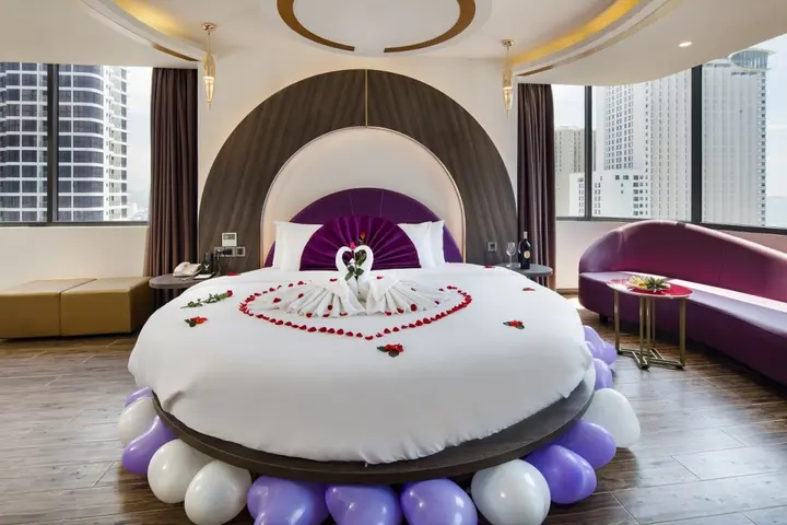 Нячанг: V Hotel Nha Trang