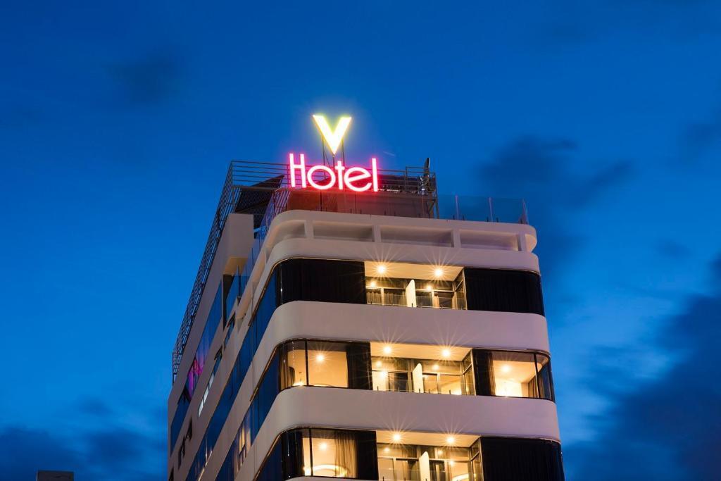 Нячанг: V Hotel Nha Trang