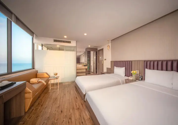 Нячанг: V Hotel Nha Trang