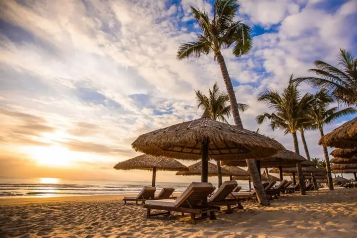 Кам Лам: The Anam Cam Ranh