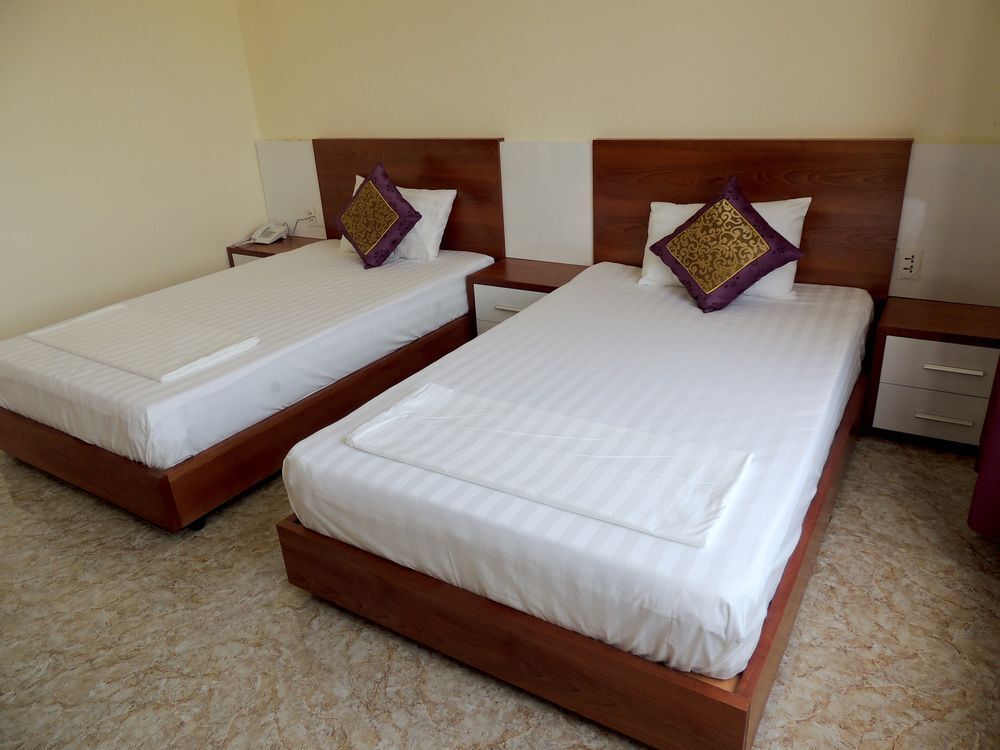 Халонг: 1001 Nights Hotel 27 Huong Tram