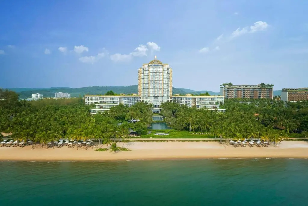 InterContinental Phu Quoc Long Beach Resort by IHG — фото 1