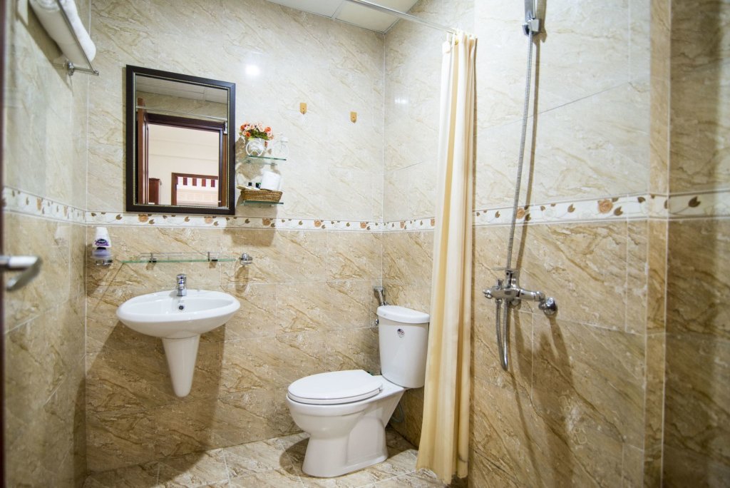 Хойан: 1 Stop Dory Hotel