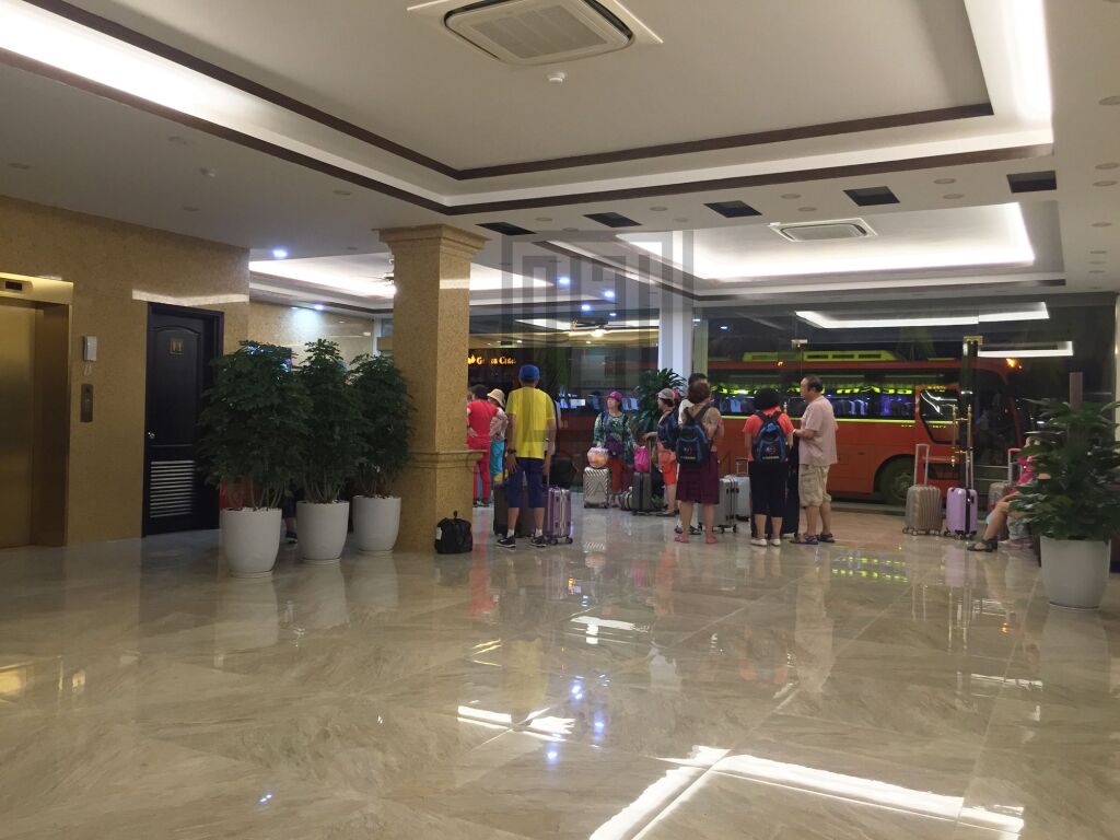 Халонг: Golden Gem Tuan Chau Hotel