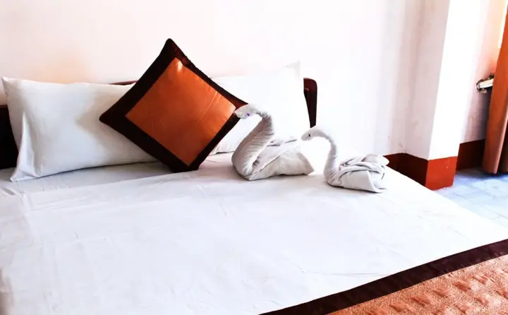 Халонг: Halong Lucky Hotel