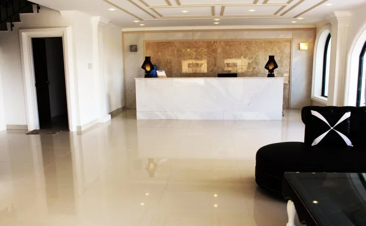 Фантхьет: Lighthouse Hotel & Cafe