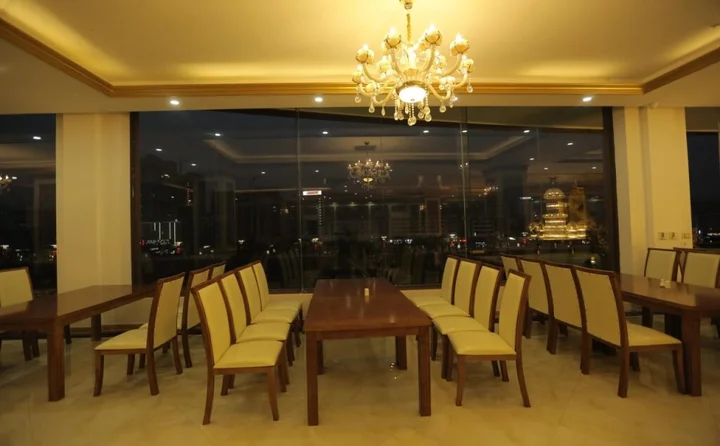Лаокай: Lao Cai Royal Hotel