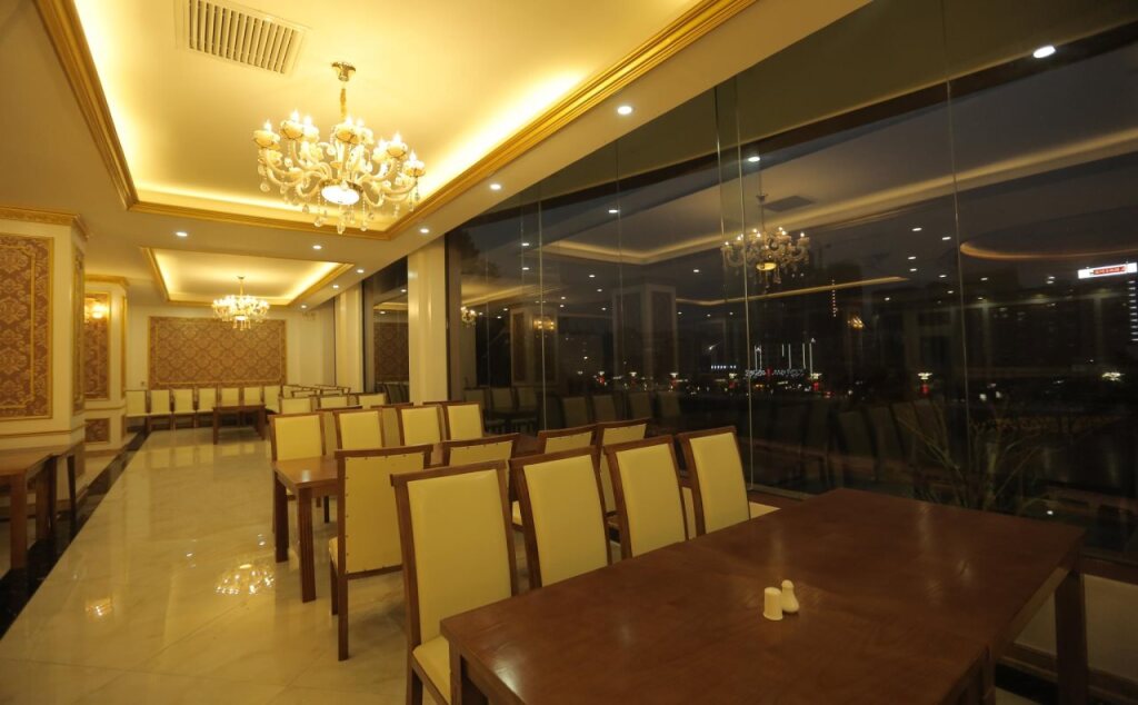 Лаокай: Lao Cai Royal Hotel