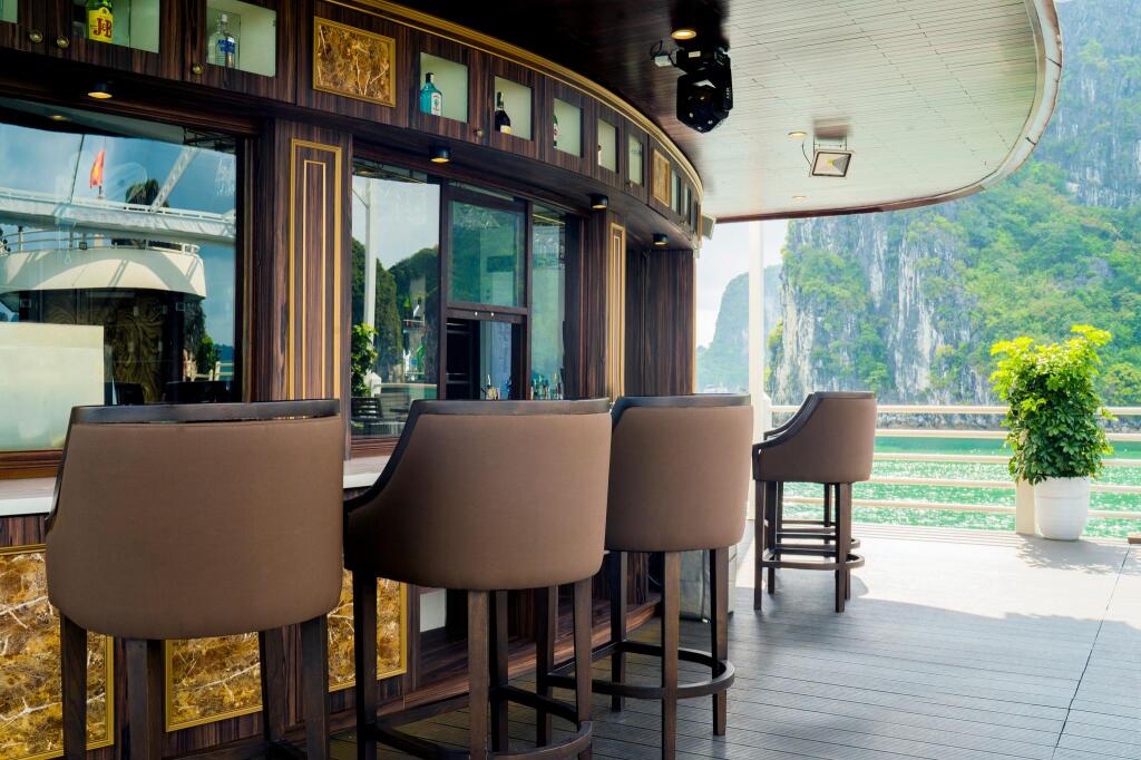 Халонг: Halong Athena Cruise