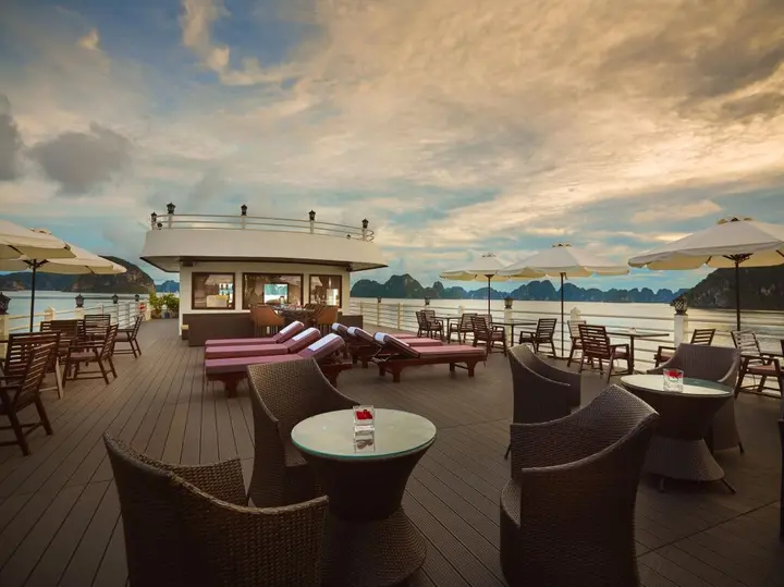 Халонг: Halong Athena Cruise