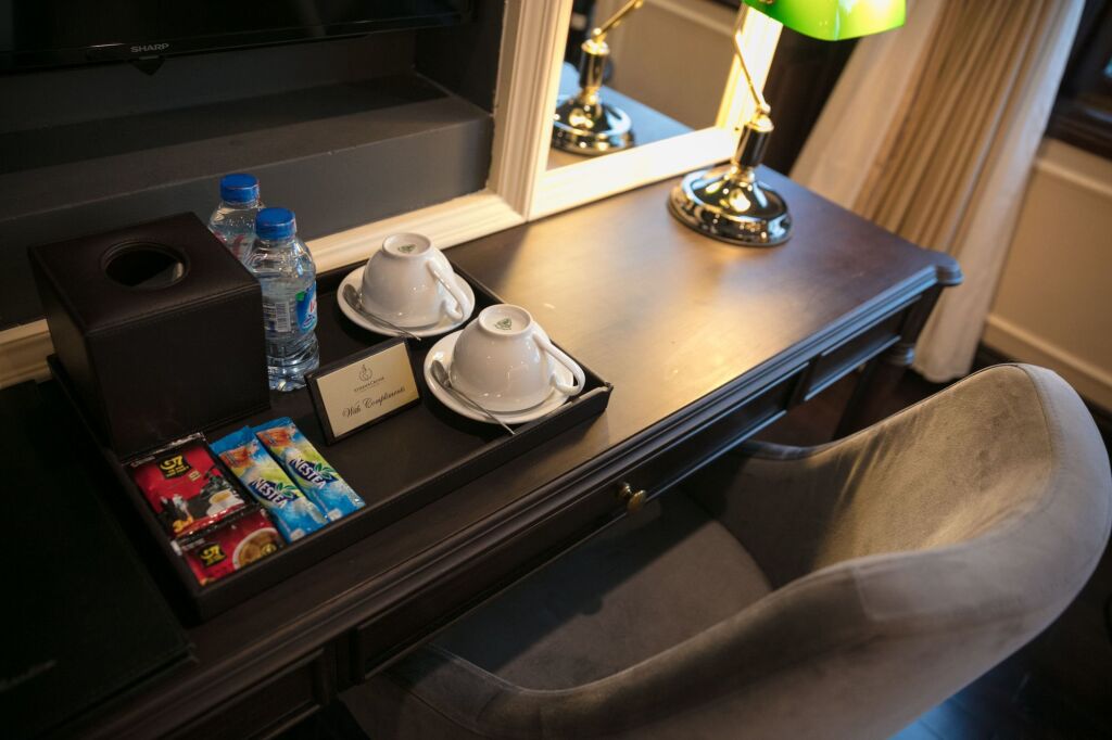 Халонг: Halong Athena Cruise