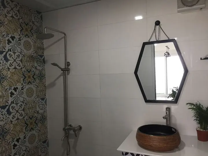 Халонг: Local Homestay