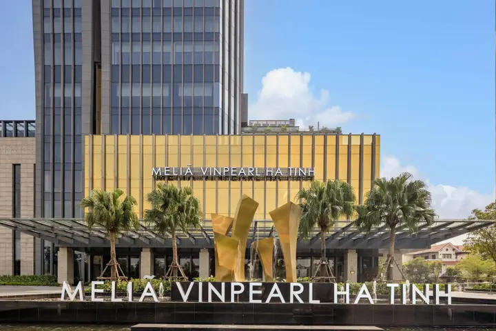 Хатинь: Vinpearl Ha Tinh, Affiliated by Meliá