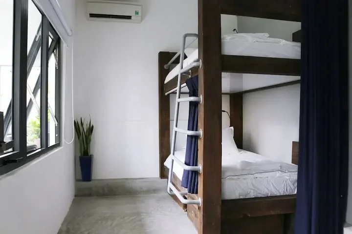 Хошимин: The Dorm Saigon