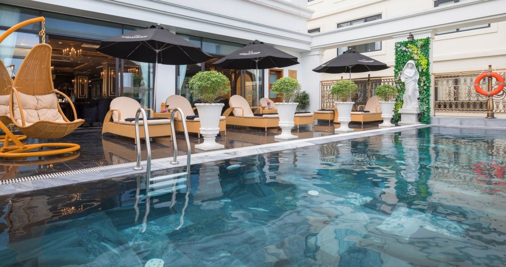 Дананг: Monarque Hotel
