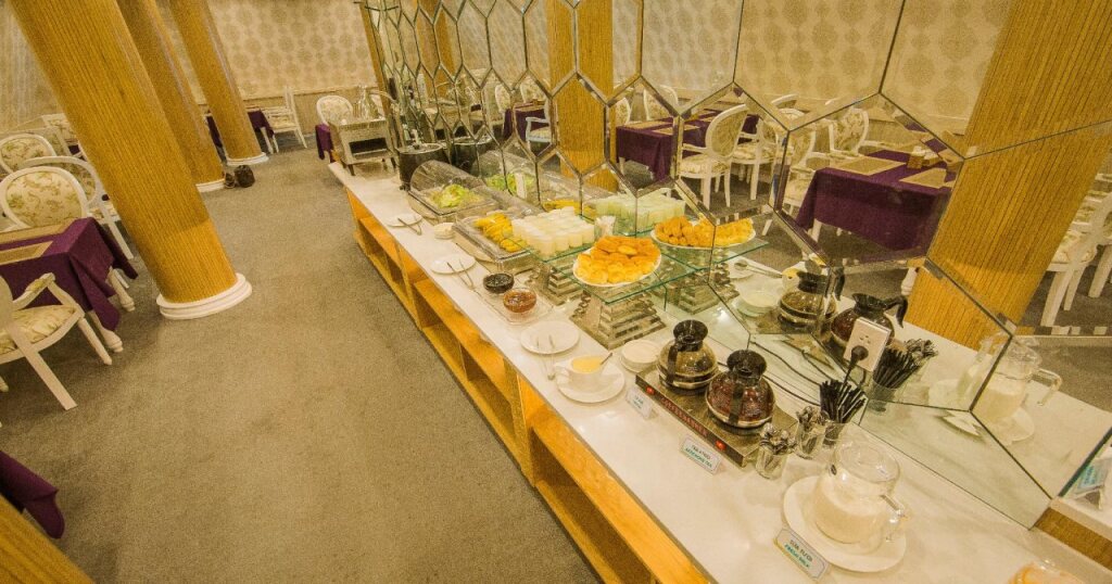 Далат: Hotel Du Lys