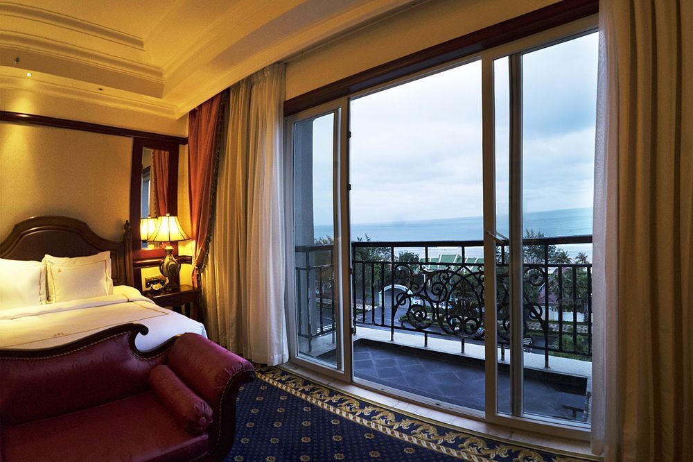 Вунгтау: The Imperial Residence Vung Tau