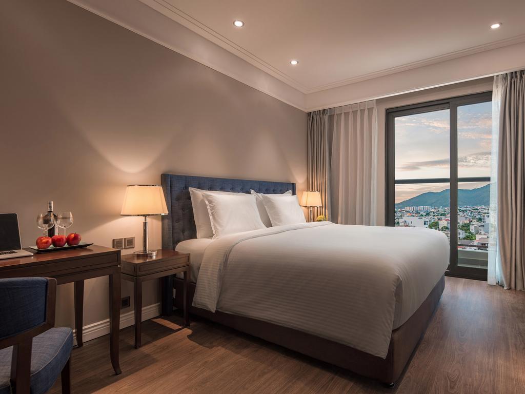 Altara Suites Da Nang — фото 1