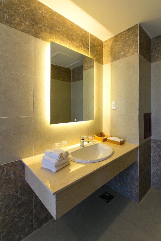 Камрань: Navy Hotel Cam Ranh