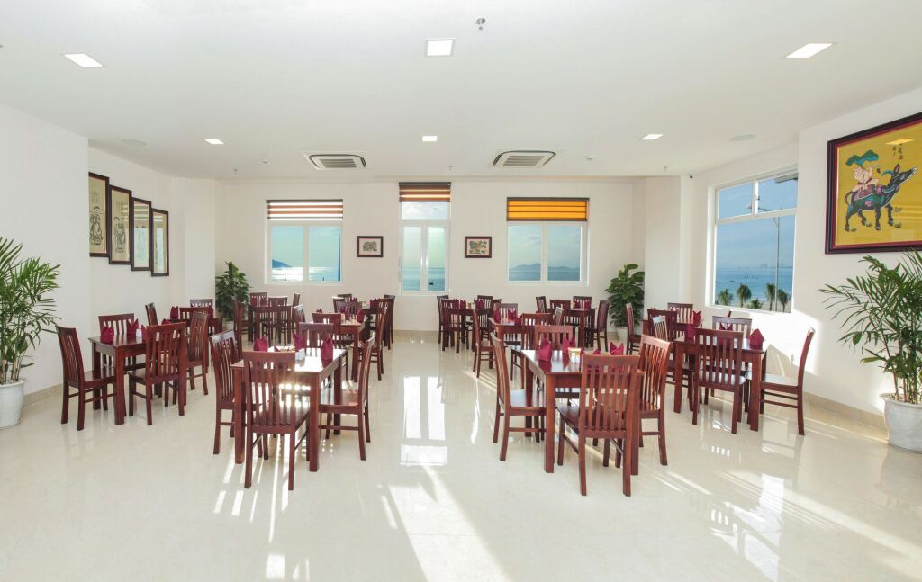 Дананг: De Lamour Hotel