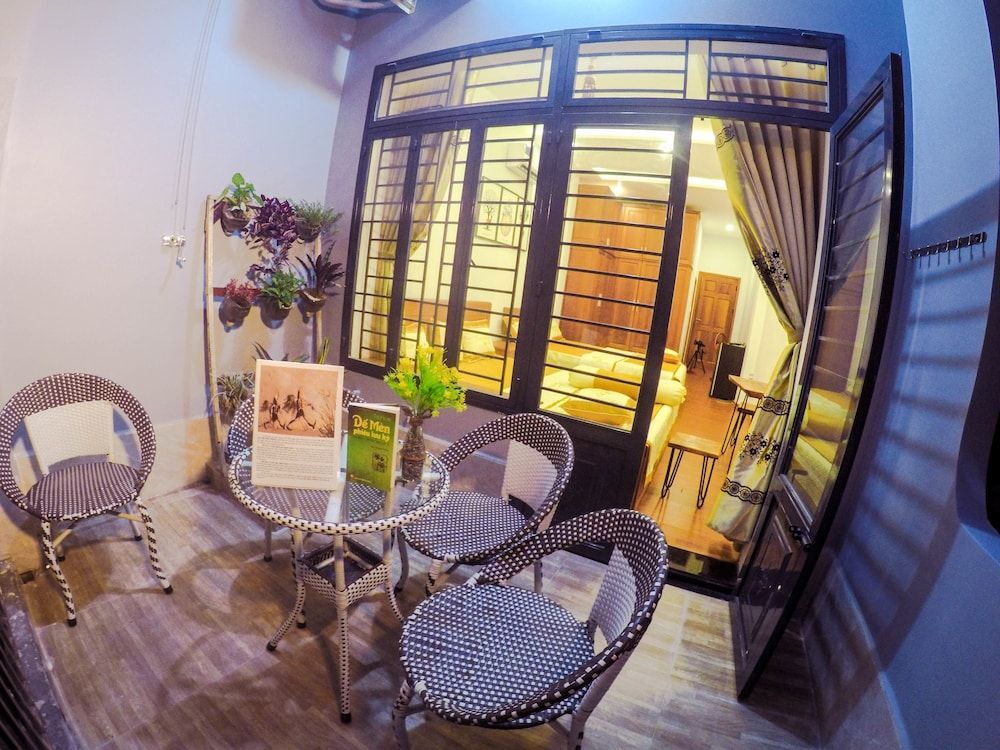 Дананг: De Men Homestay - Hostel