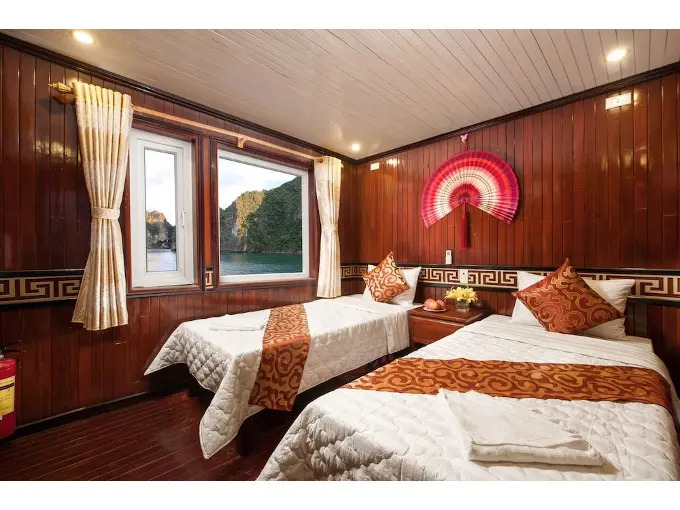 Халонг: Halong Moonlight Cruises