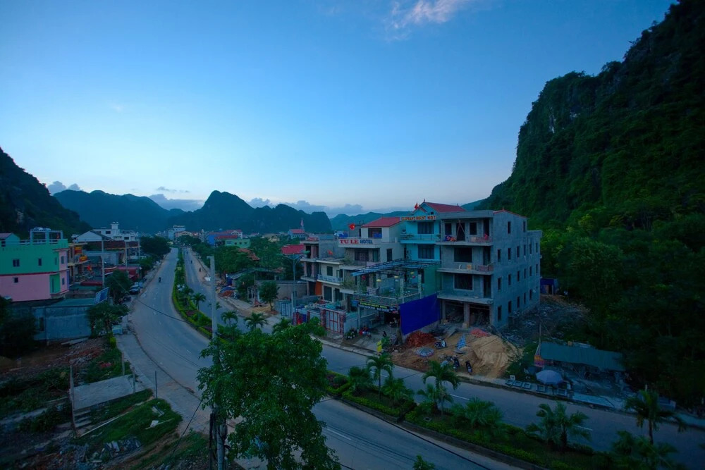 Фонг Ня: Co Cuc Hotel - Hostel