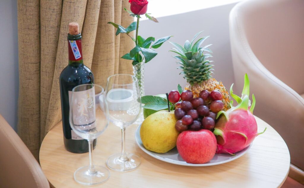 Хаулок: Long Anh Hotel