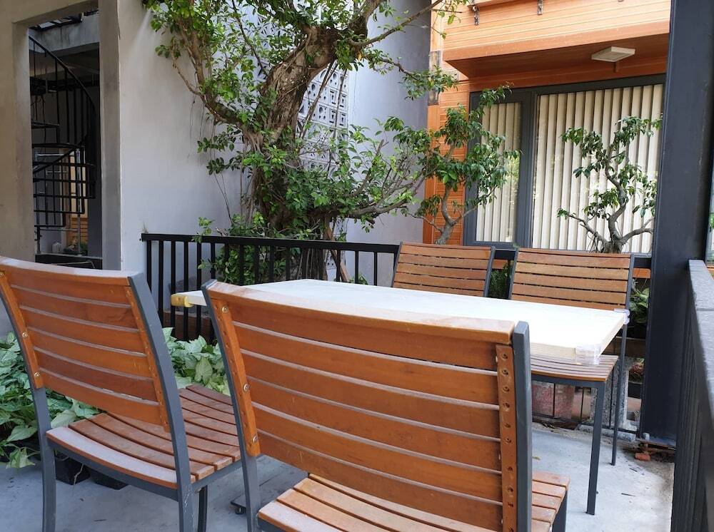 Дананг: Tropical Forest Hostel & Apartments