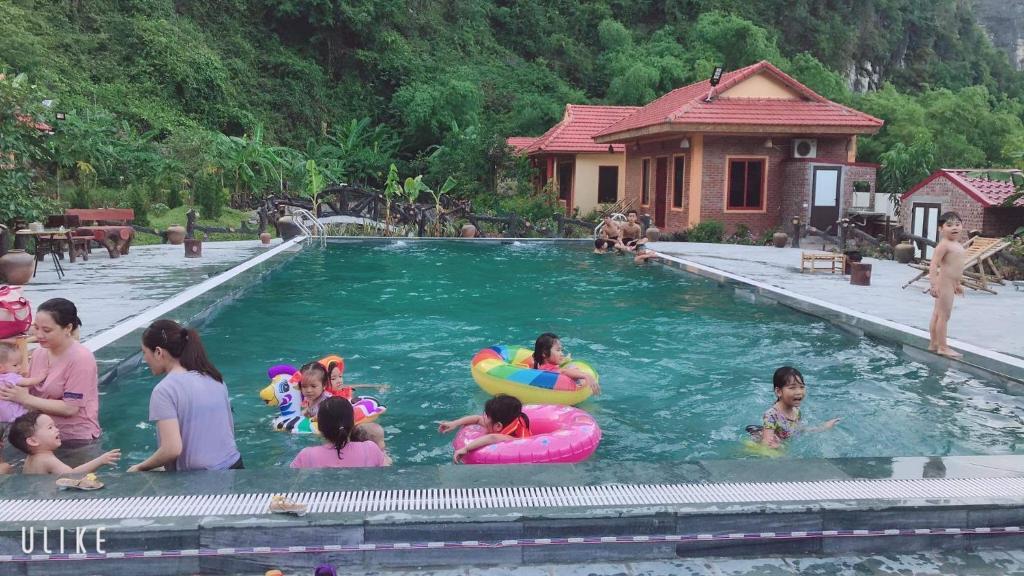 Зявьен: An Ngoc Tam Coc Bungalow