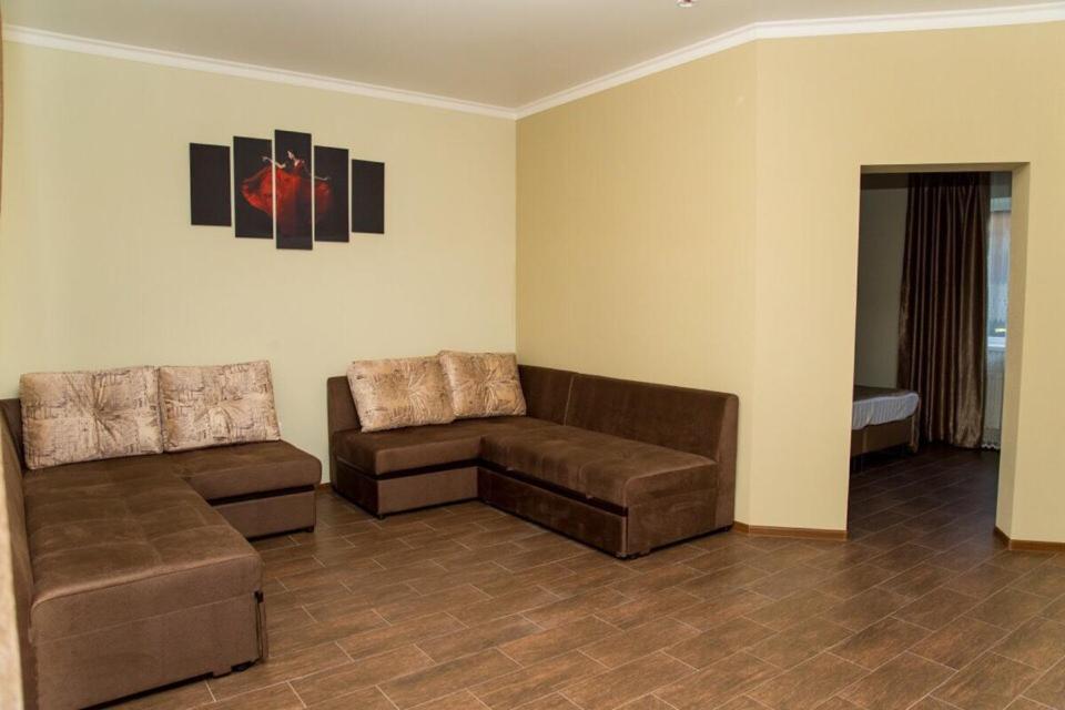 Новомихайловский: Kovcheg Guest House