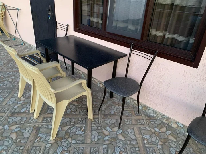 Новомихайловский: Kovcheg Guest House