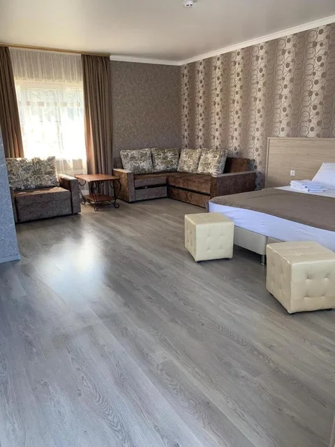 Новомихайловский: Kovcheg Guest House