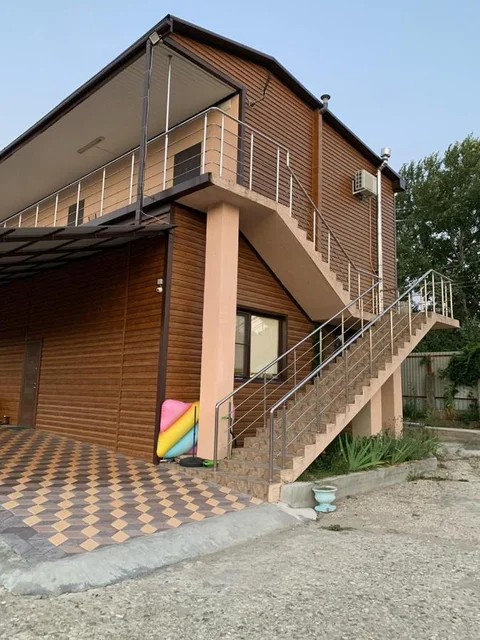 Новомихайловский: Kovcheg Guest House