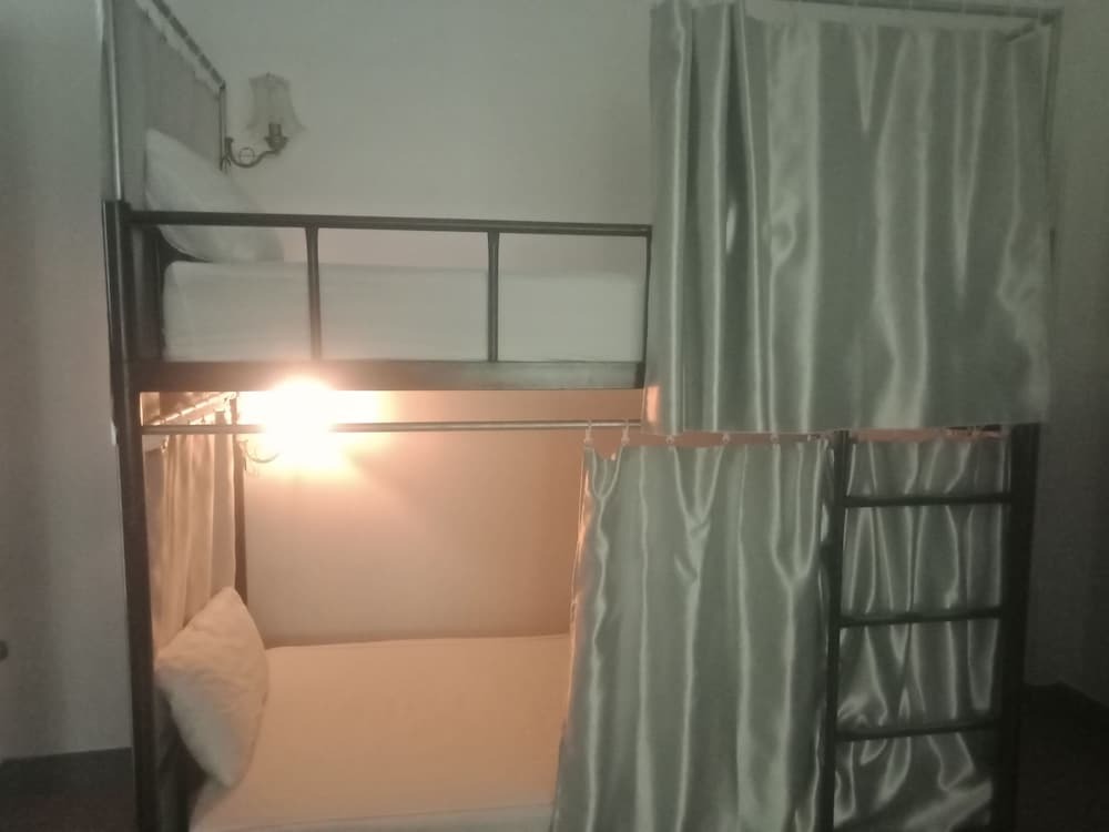 Хюэ: Hue Melody Hostel
