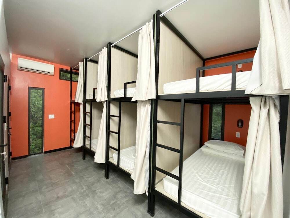 Хазянг: Jasmine Hostel