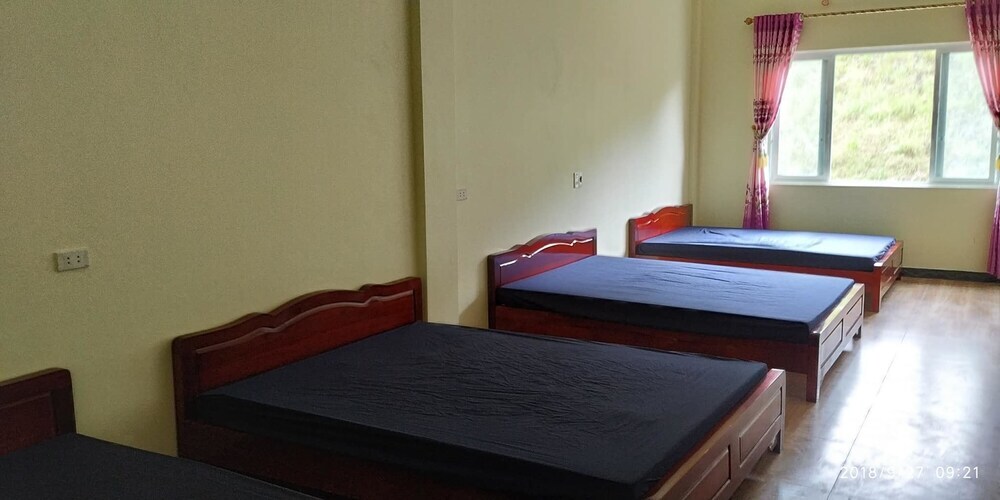 Донг Ван: CND Hostel