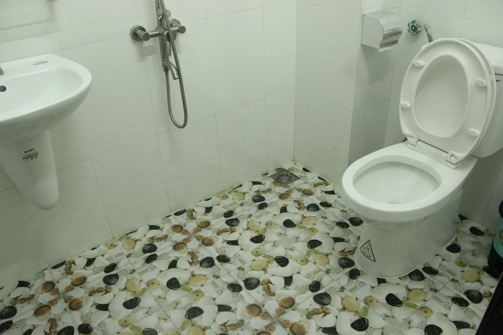 Халонг: Halong Fancy Hotel