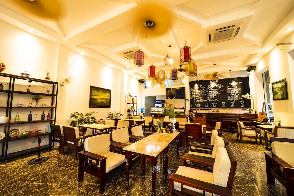 Дьенбьенфу: Phadin Hotel